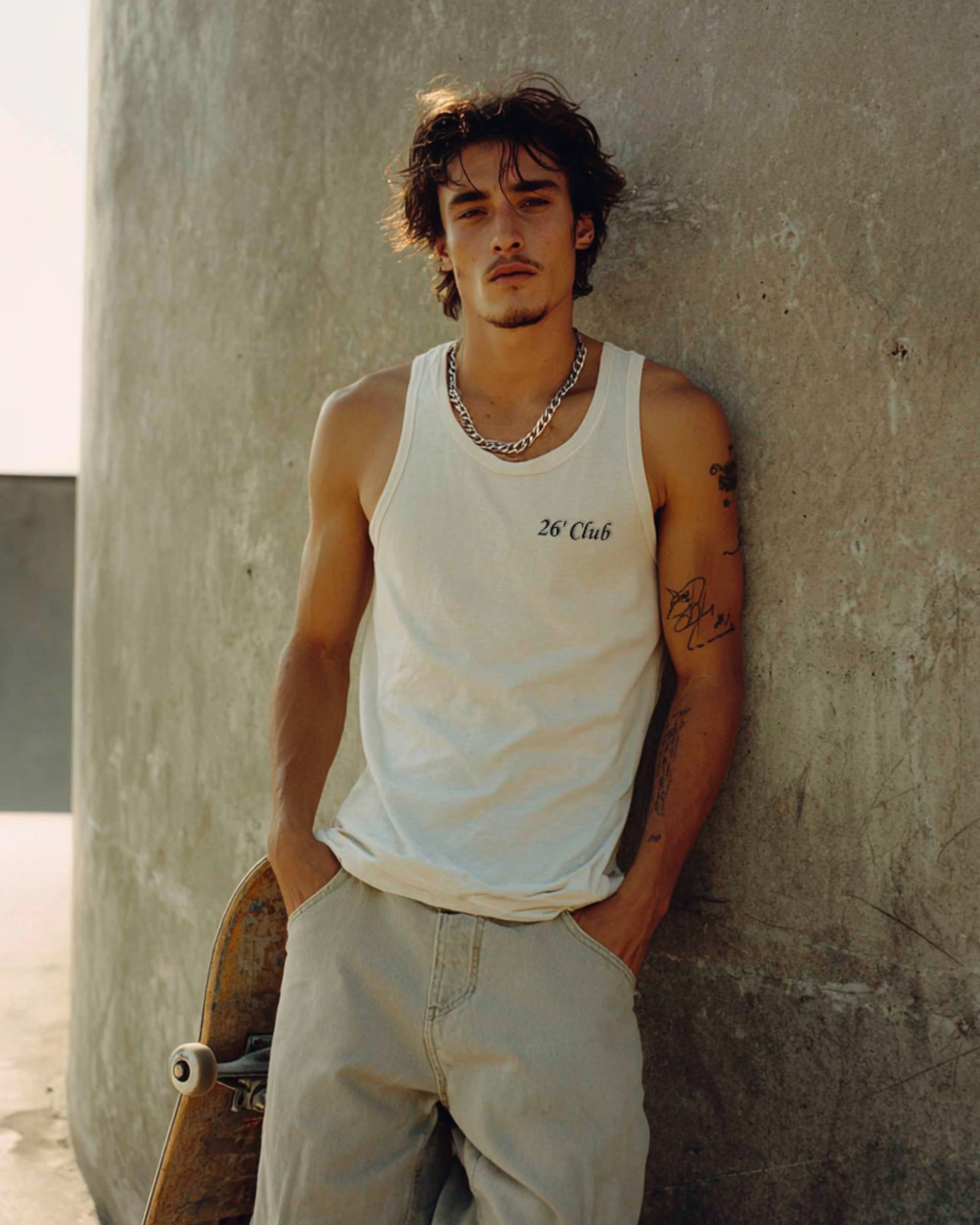 débardeur avec broderie personnalisée "26 club"